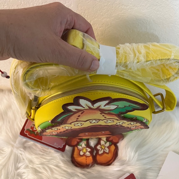 Loungefly Strawberry Shortcake Orange Blossom Crossbody Bag and Coin Purse - Picture 10 of 11